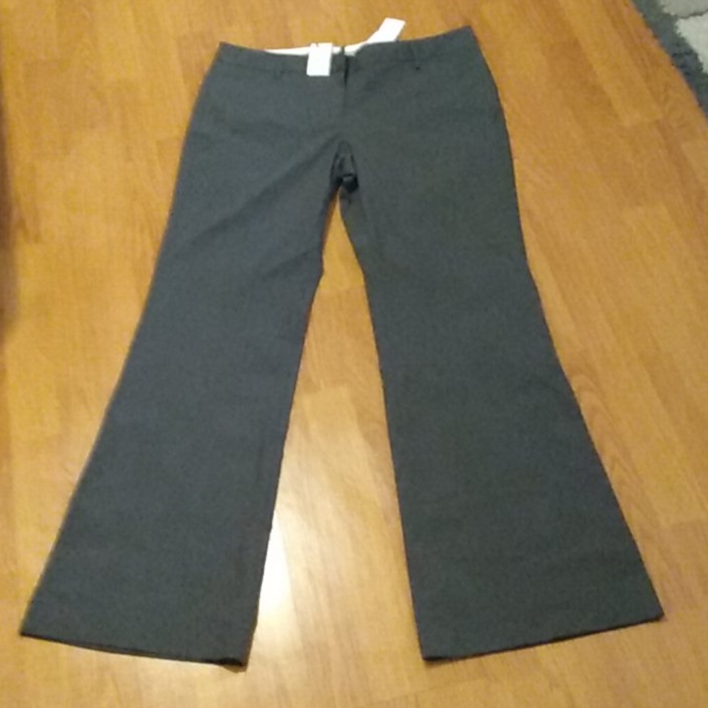 Women's wear dress pants